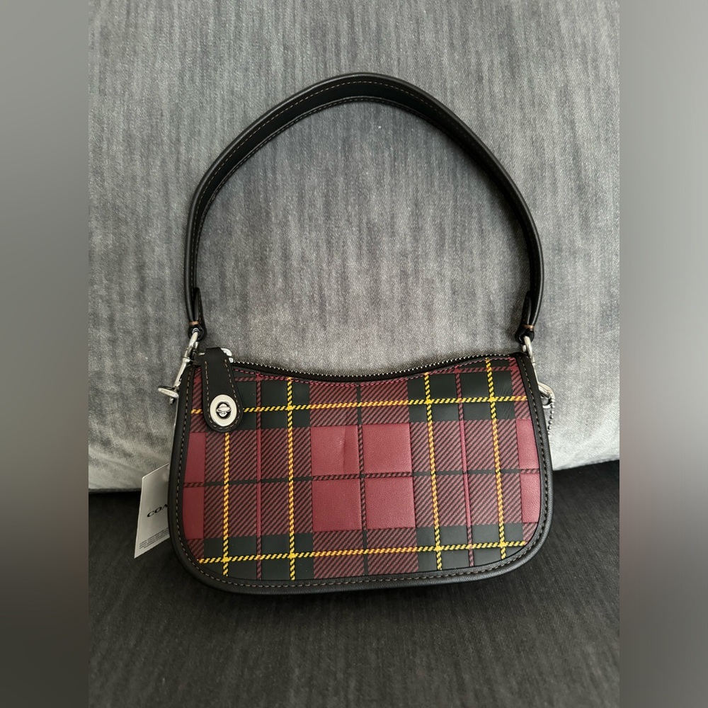 Swinger 20 With Plaid Print